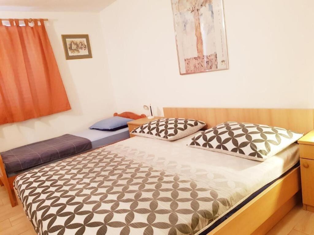 Apartments Mila Makarska Esterno foto