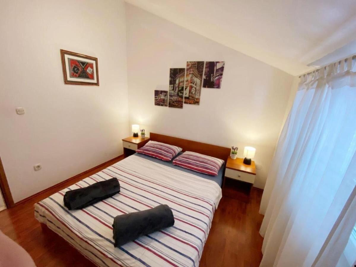 Apartments Mila Makarska Esterno foto