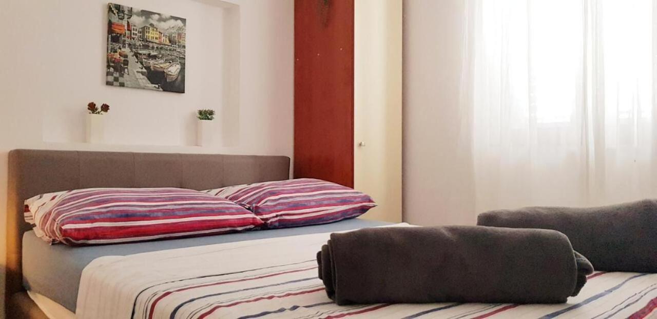 Apartments Mila Makarska Esterno foto