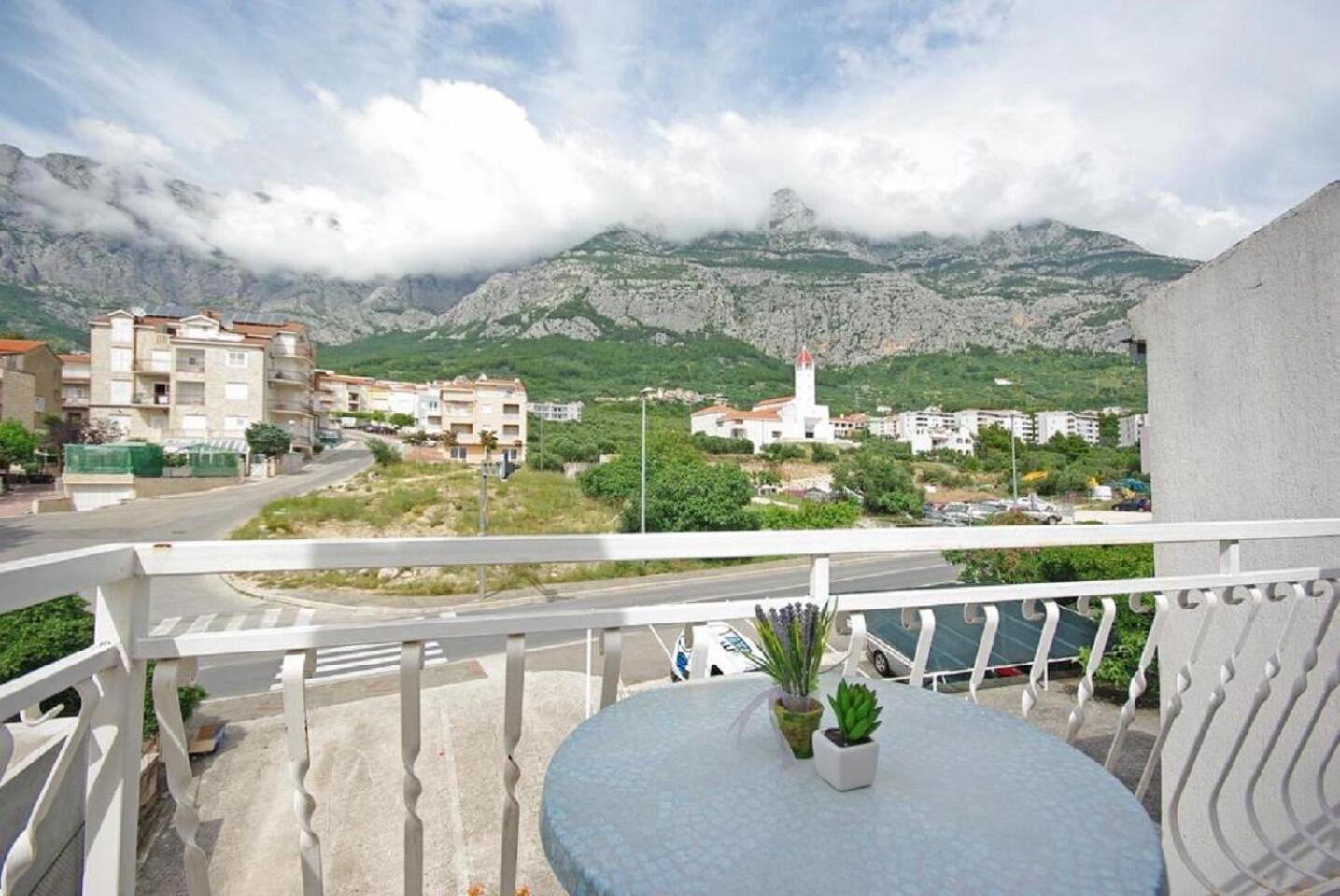 Apartments Mila Makarska Esterno foto